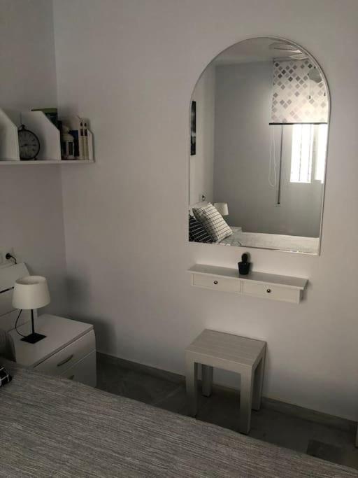 Encantador Apartamento Residencial Con Piscina Torremolinos Eksteriør billede